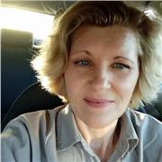 Diplomata di liceo scientifico impartisce lezioni di matematica a studenti di scuola media e a studenti di scuola superiore e istituti professionali fino alla seconda superiore